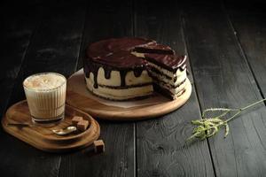 torta al cioccolato con menu catering crema al burro