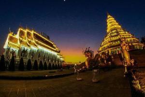 tempio di wat huai pla kung, chiang rai, thailandia
