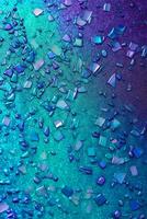 piccolissimo minuscolo tulle scintille glam menta e turchese HD sfondo, nel il stile di viola e blu, vivace accademia, versato, buio argento e verde acqua, psichedelico. ai generativo foto
