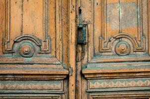 porta in legno vintage da vicino foto