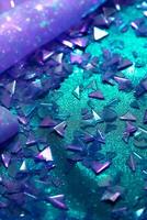 piccolissimo minuscolo tulle scintille glam menta e turchese HD sfondo, nel il stile di viola e blu, vivace accademia, versato, buio argento e verde acqua, psichedelico. ai generativo foto