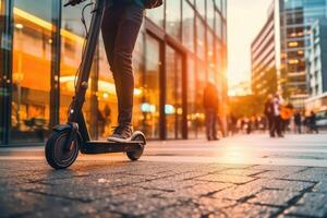 vicino su di irriconoscibile donna equitazione un' scooter a il città strada, ai generato foto