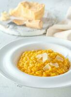 porzione di risotto alla zucca foto