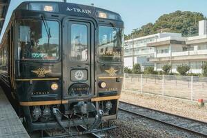 Kumamoto, Kyushu, Giappone - ottobre 20 2018 jr kyushu treno limitato esprimere un treno, misumi - kumamoto foto