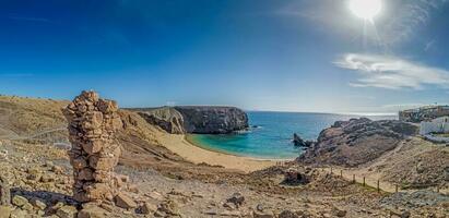 immagine a partire dal los ajaches nazionale parco su il canarino isola Lanzarote con il famoso papagaqyo spiagge foto