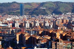 paesaggio urbano della città di bilbao spagna destinazione di viaggio foto