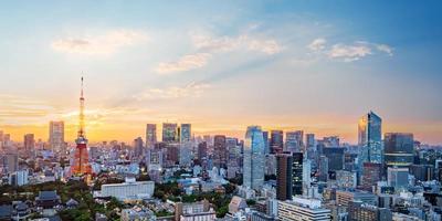 paesaggio urbano della skyline di tokyo foto