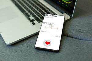 medico in linea concetto, mobile App per Internet medico Servizi su il schermo di smartphone foto