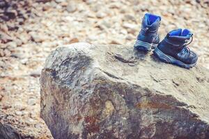 essiccazione il trekking scarpe foto