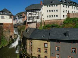 il piccolo città di saarburg a il saar fiume nel Germania foto