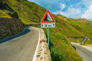 italiano stelvio passaggio strada foto