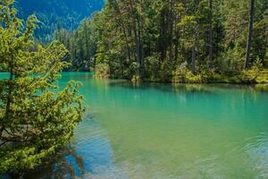 panoramico bavarese lago. Tedesco Alpi. foto