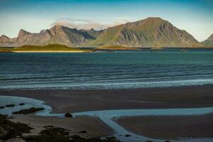 panoramico lofoten arcipelago spiaggia nel il Norvegia foto