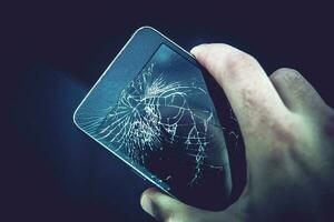 danneggiato smartphone schermo foto
