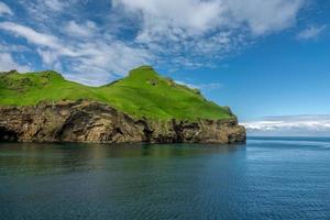 isola di heimaey in islanda foto