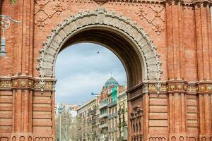 dettaglio di il storico trionfale arco nel Barcellona città centro nel Spagna foto