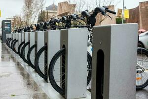 pubblico bicicletta noleggio stazione a Madrid città centro nel Spagna foto