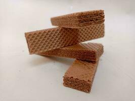 delizioso cioccolato wafer su bianca sfondo foto