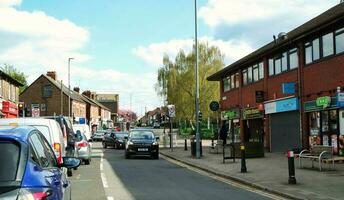 maggior parte bellissimo Immagine di luton città di Inghilterra UK. il strade e Casa è guardare grande nel luce del sole. Immagine era catturato su aprile 25, 2023 foto