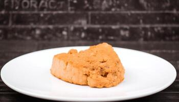 appena al forno fatti in casa biscotti su un' buongustaio dolce piatto generato di ai foto