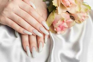 elegante di moda femmina manicure. foto