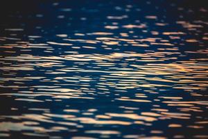luci e ombre sul lago