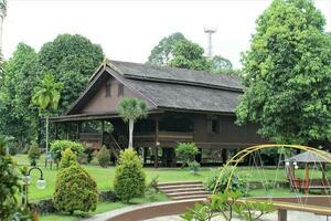 Giacarta, indonesia-23 aprile 2023 monumento taman mini Indonesia inda anjungan sulawesi tenga foto