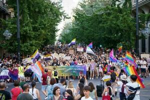 granada, Spagna. giugno 26, 2023. diversità di persone a LGBTQ orgoglio dimostrazione foto