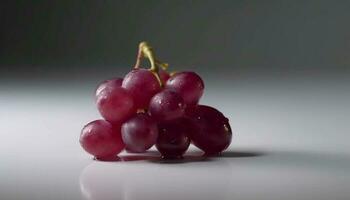 succoso uva grappolo, maturo e fresco, Perfetto per salutare mangiare generato di ai foto