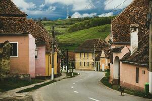 biertan un' molto bellissimo medievale villaggio nel transilvania, Romania. un' storico cittadina nel Romania quello ha conservato il franco e Gotico architettonico stile. viaggio foto. foto