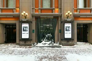 evgenij vachtangov monumento - Mosca, Russia foto