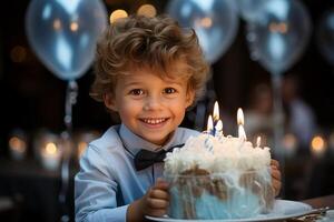 un' piccolo contento ragazzo Tenere su un' compleanno torta per il telecamera. ai generato foto