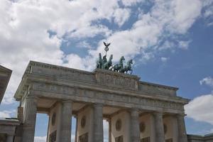 Porta di Brandeburgo a Berlino, Germania foto