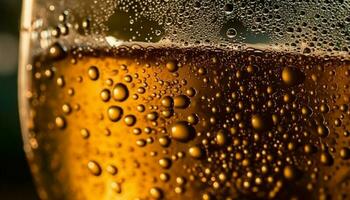 d'oro bolle riflettere pioggia su birra bicchiere generato di ai foto