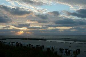 tramonto a wangerooge isola foto