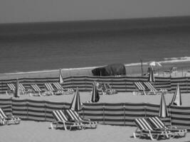 il spiaggia di de haan nel Belgio foto