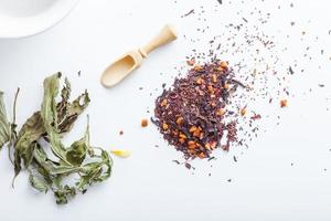 erbe aromatiche asiatiche del tè buona salute e benefici mentali foto