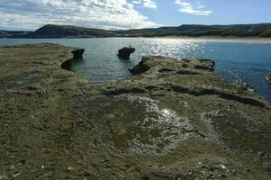 costiero paesaggio con scogliere nel penisola Valdes, mondo eredità luogo, patagonia argentina foto