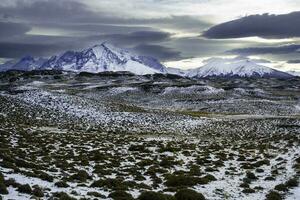 montagna paesaggio ambiente, torres del paine nazionale parco, patagonia, chile. foto