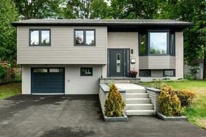 lusso canadese capovolto Casa nel kirkland, montreal foto