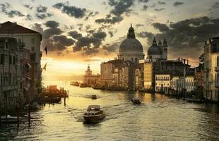bellissimo calma tramonto nel Venezia foto