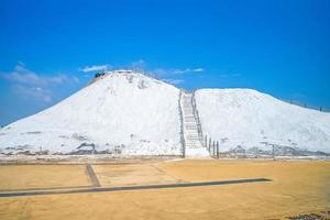 montagna di sale nella contea di cigu, tainan