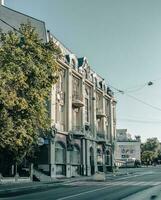 città centro edificio con panoramico finestre foto, Kharkiv, Ucraina. foto