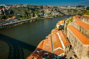 Visualizza di villa nova de Gaia, porto città e douro fiume nel un' bellissimo presto primavera giorno foto