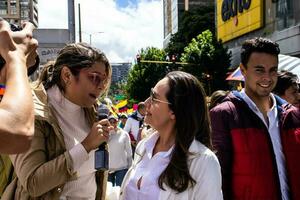 bogotà, Colombia, giugno 2023, tranquillo, calmo protesta marce contro il governo di gustavo petro chiamato la marcha de la maioria foto