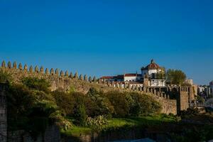 fernandine muri di porto e il monastero di serra fare Pilar collocato a vila nova de Gaia nel Portogallo foto