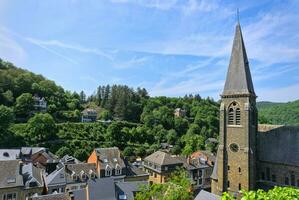 il belga città la roche it ardenne. immagine prese a partire dal il castello foto