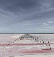 storico resti di vecchio sale sfruttamento, salinas grande, la pampa, argentina. foto