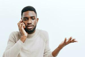 uomo giovane tipo nero Sorridi tecnologia contento africano mobile uomo d'affari Telefono foto