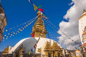 Swayambhunath aka tempio delle scimmie a Kathmandu, Nepal foto